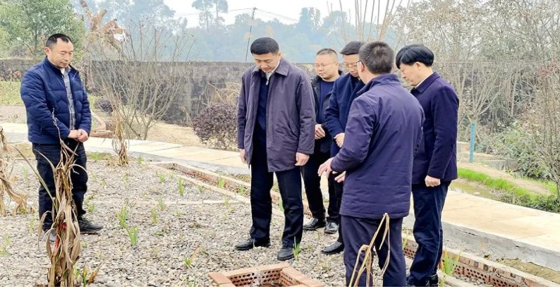 【區(qū)縣委書記抓環(huán)?！繛o縣縣委書記肖剛：確保大陸溪全年水質(zhì)穩(wěn)定達(dá)標(biāo)