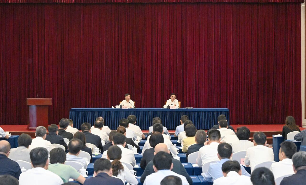 生態(tài)環(huán)境部召開2025年大氣污染防治工作會議